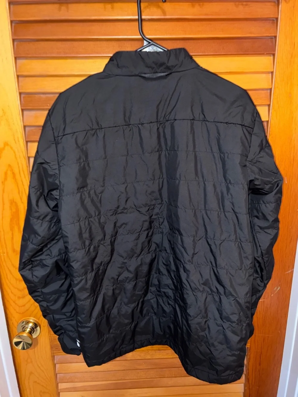 North Face Men’s Insulated Bombay Jacket, black - size medium